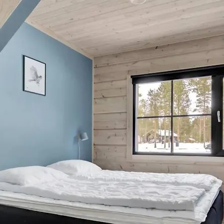 Paritalomoekki Vaelirakka *